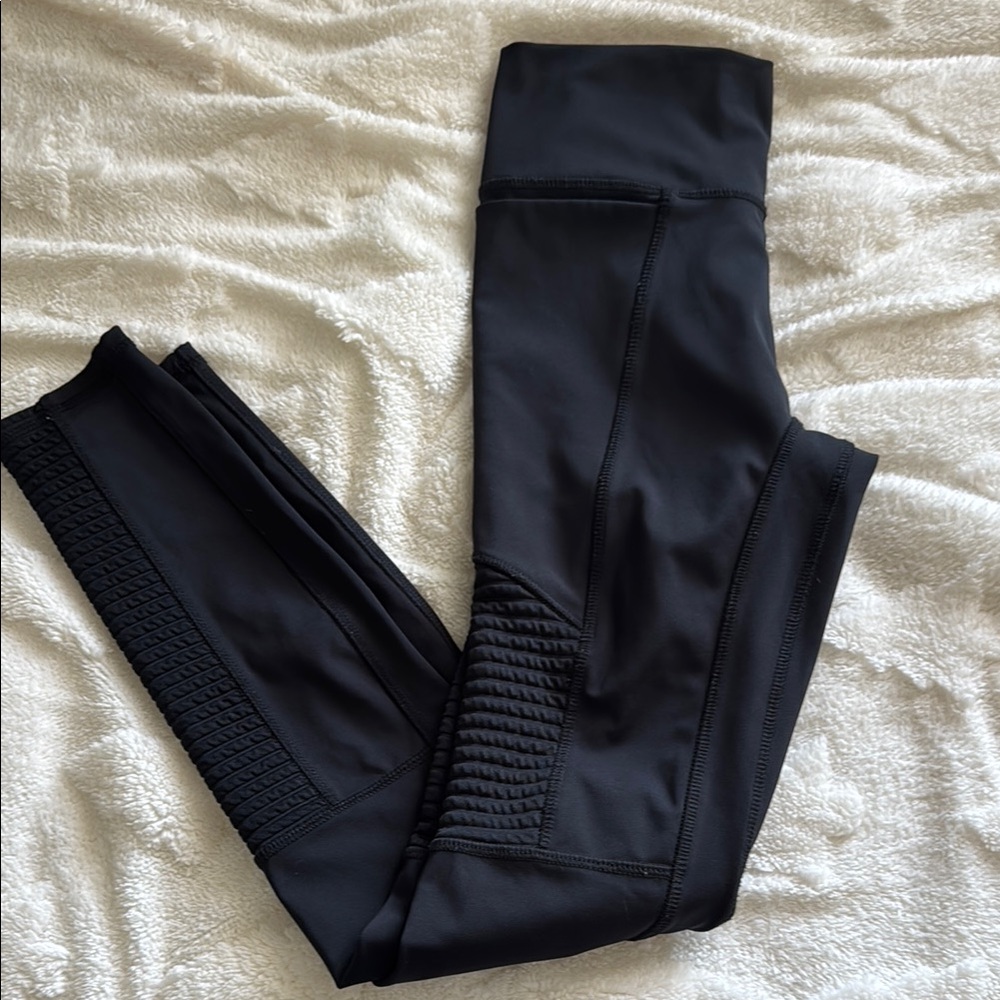 Fabletics motion 365 moto high waisted Black Leggings with Textured Panels